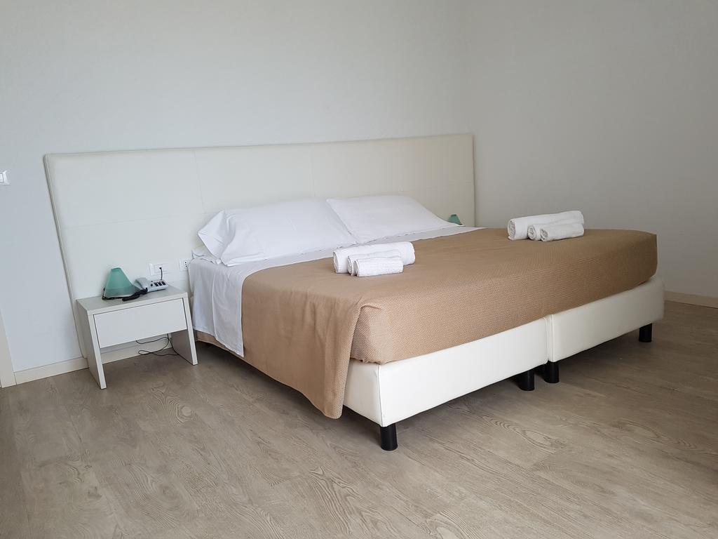 Hotel Sorriso Milano Marittima Exterior photo