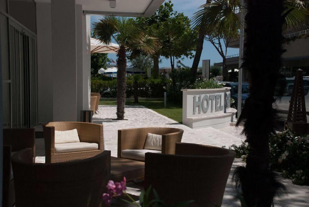 Hotel Sorriso Milano Marittima Exterior photo